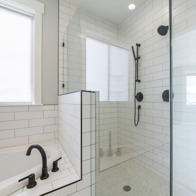 Space-saving Shower Fixtures